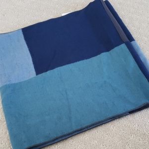 Women's Blue silk scarf OS